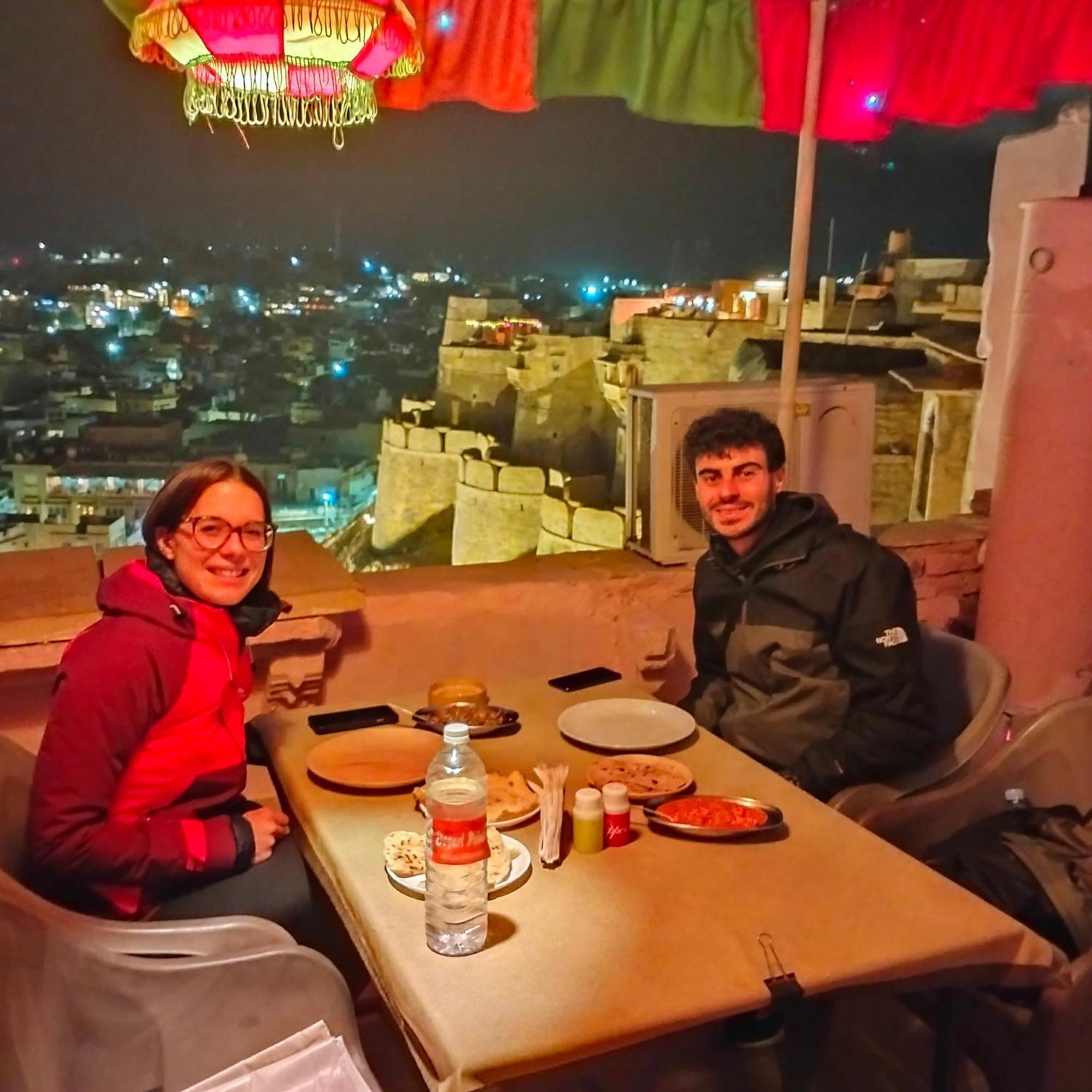 Hostel Desert Home Stay Джайсалмер Екстериор снимка